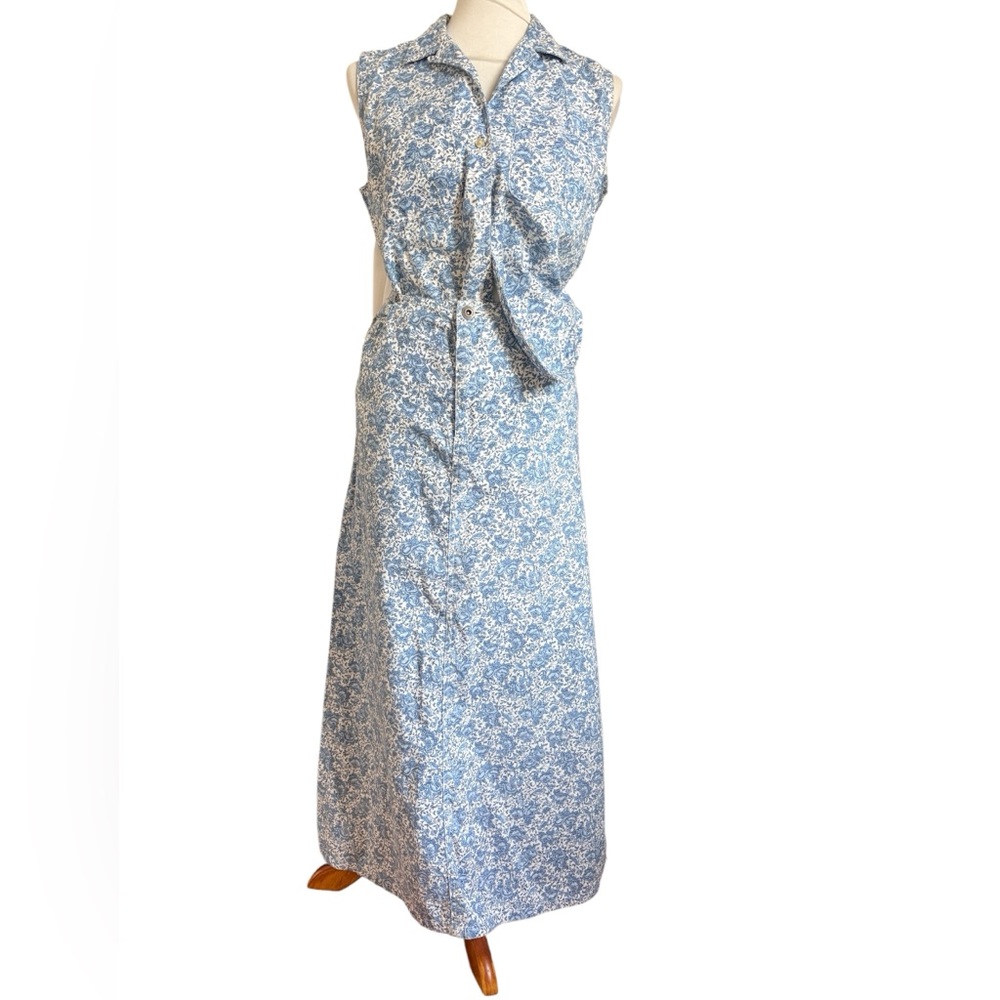 Vintage Lizwear jeans/liz claiborne Blue and White Floral skirt and shirt